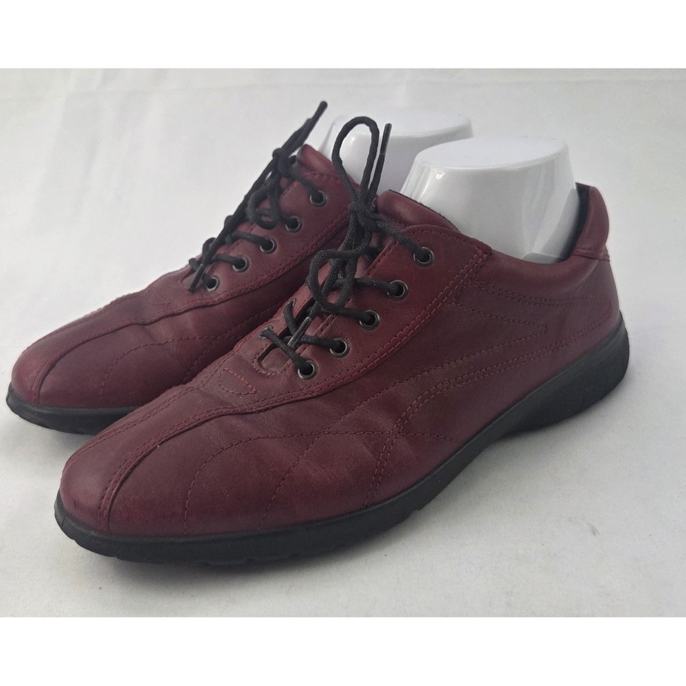 ECCO Walking Sneakers Women's 40 EU 9.5 US Red Leather Lace Up Shoes